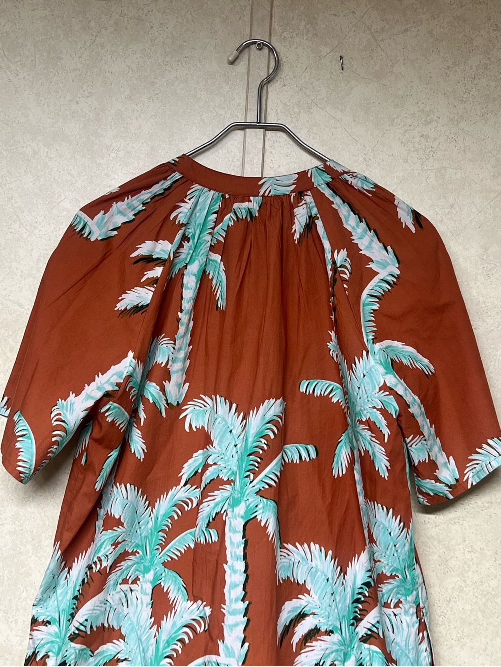 Oliphant pocket mini dress puff sleeves in  Cartagena brown palm trees - Picture 7 of 13